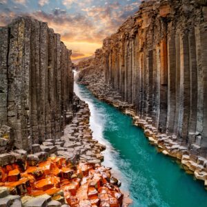 Studlagil-Canyon-1000x1000px.jpg