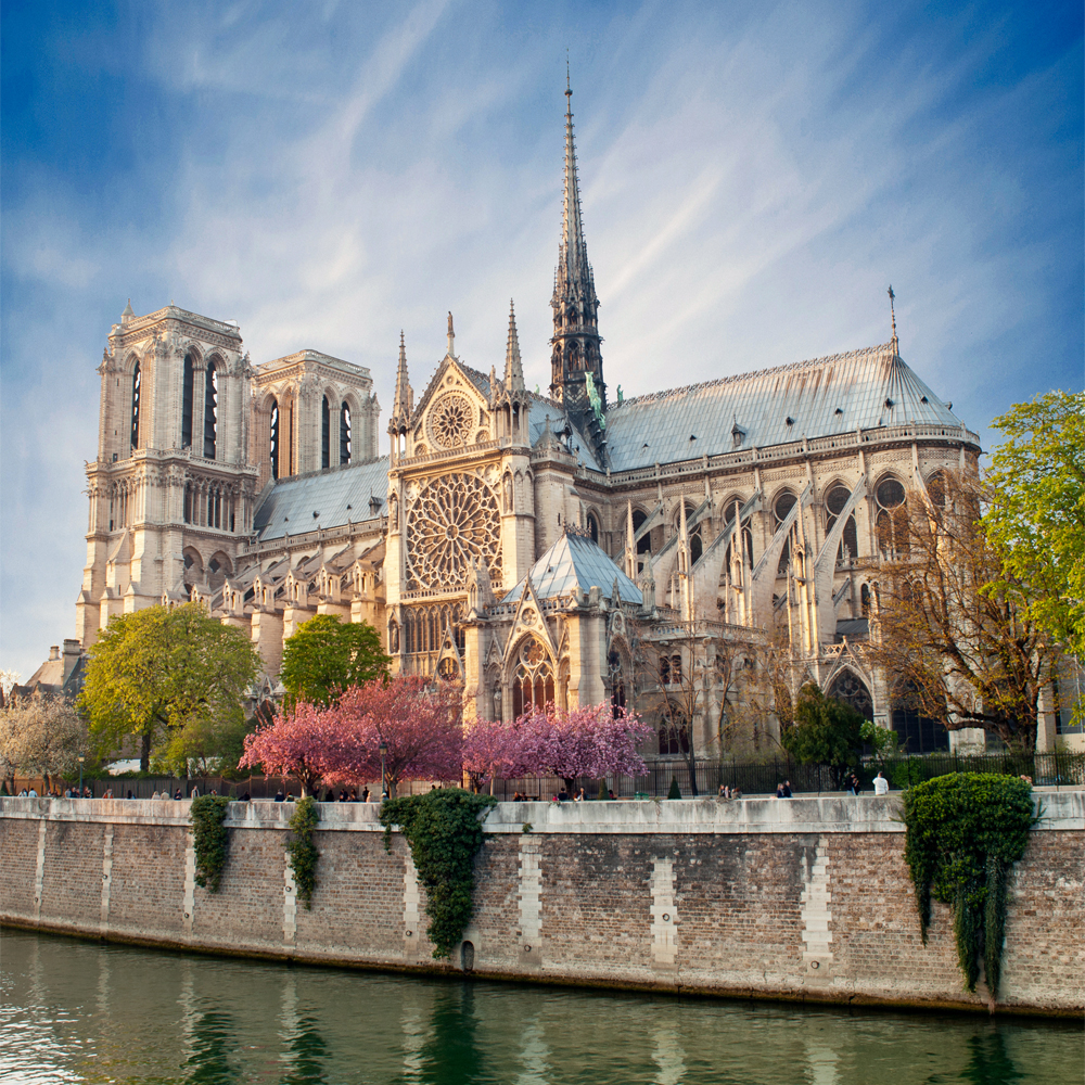 Notre Dame 1000×1000